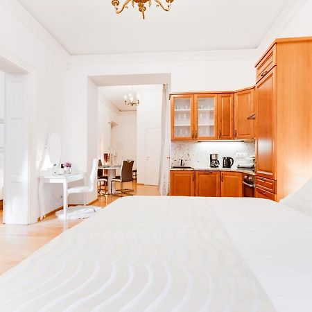 Wenceslas Square Royal Apartment Prag Dış mekan fotoğraf