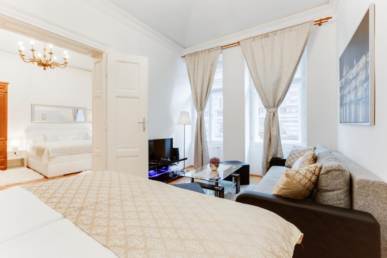 Wenceslas Square Royal Apartment Prag Dış mekan fotoğraf